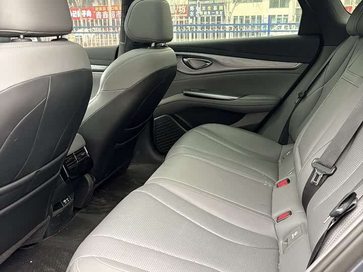 Фото 8 - BYD Seal