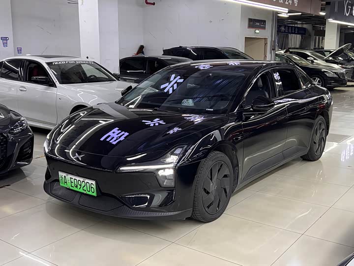 Фото 1 - XPeng Mona M03