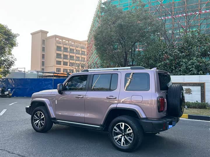 Фото 4 - Tank 300