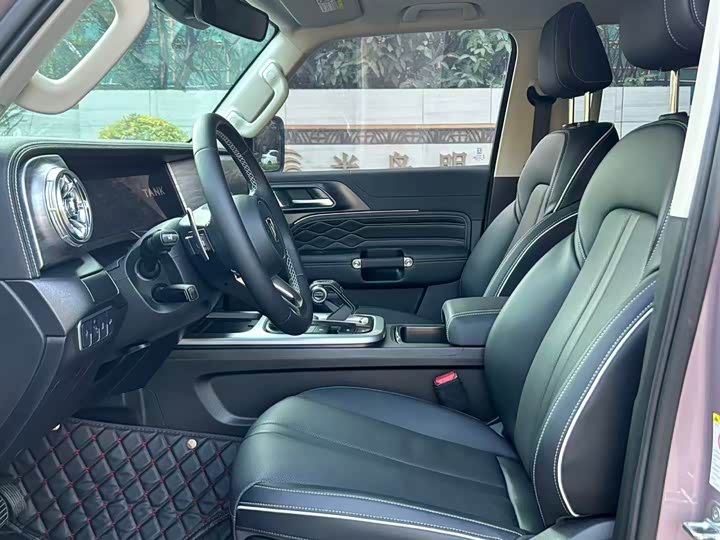 Фото 7 - Tank 300