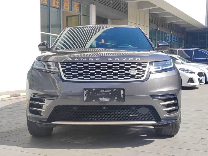 Фото 2 - Land Rover Range Rover Velar