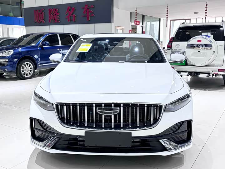 Фото 2 - Geely Preface