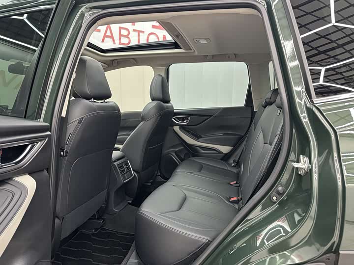 Фото 5 - Subaru Forester