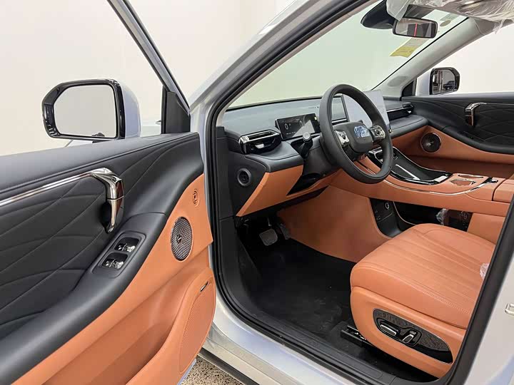 Фото 9 - GAC Aion V