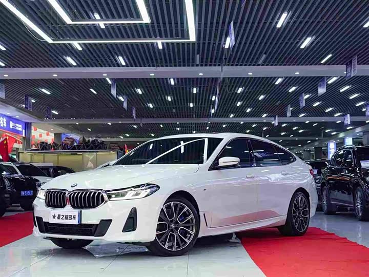 Фото 1 - BMW 6 Series GT