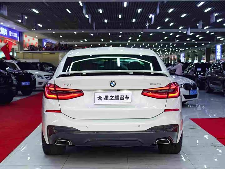 Фото 5 - BMW 6 Series GT