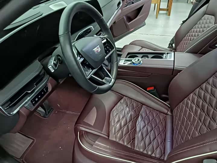 Фото 7 - Cadillac CT6