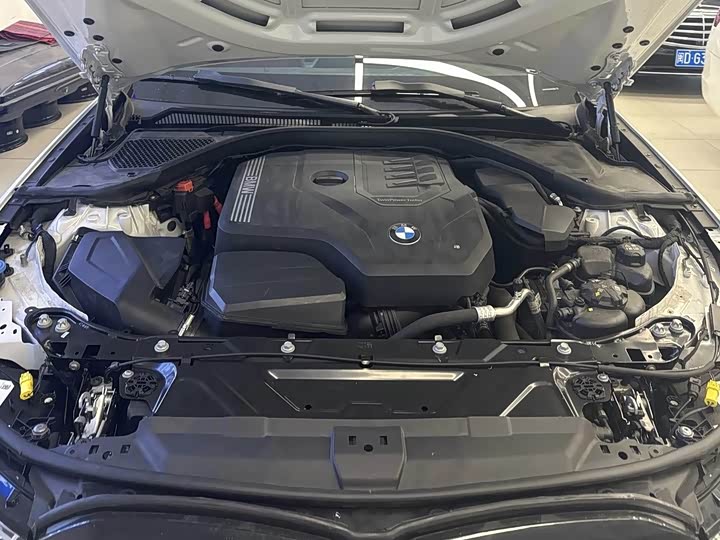 Фото 5 - BMW 3 Series