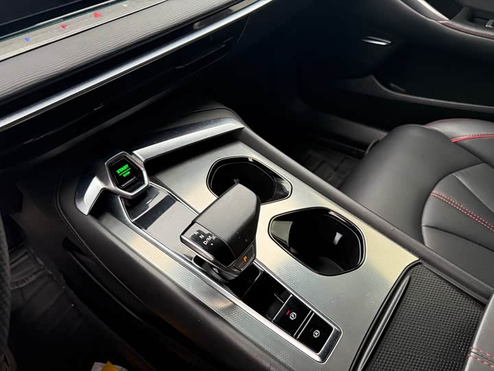 Фото 6 - MG Motor 7