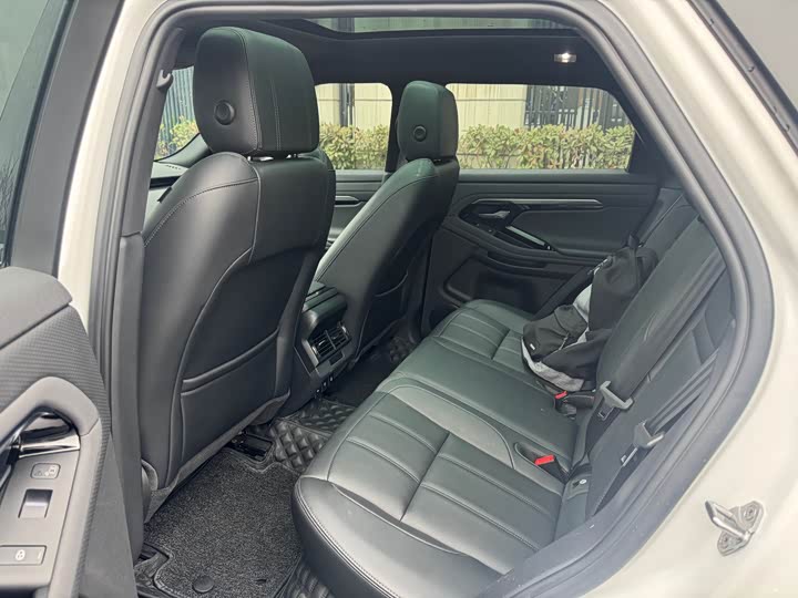 Фото 3 - Land Rover Range Rover Evoque L