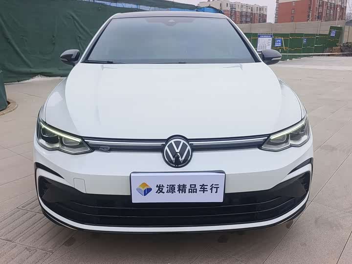 Фото 2 - Volkswagen Golf