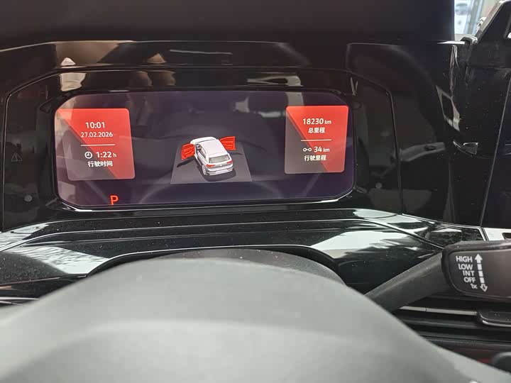 Фото 6 - Volkswagen Golf