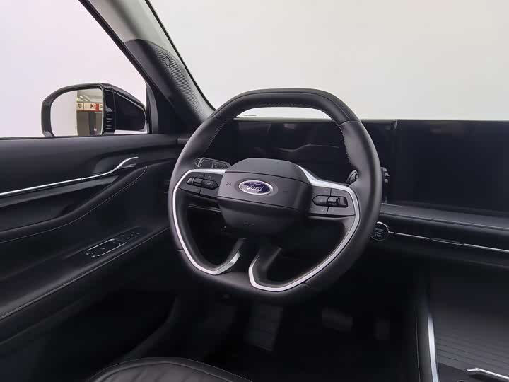 Фото 7 - Ford Edge