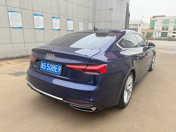 Фото 6 - Audi A5