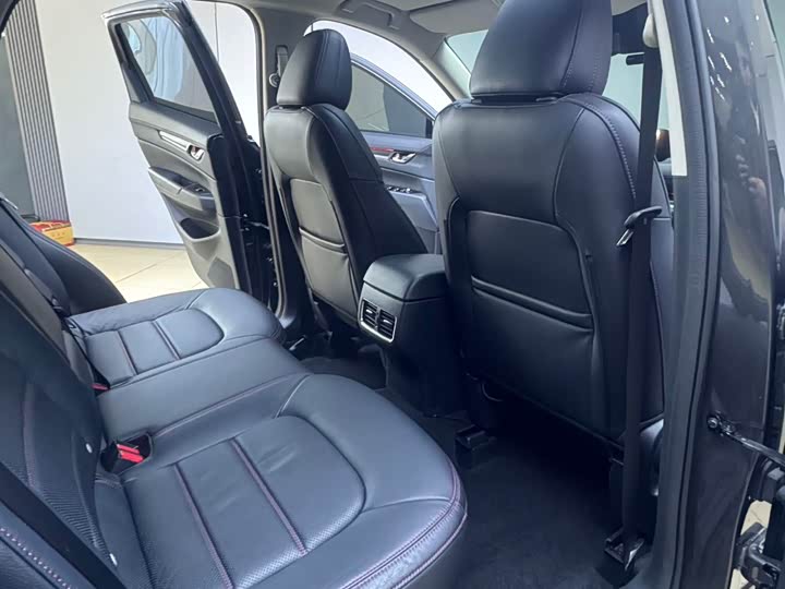 Фото 8 - Mazda CX-5