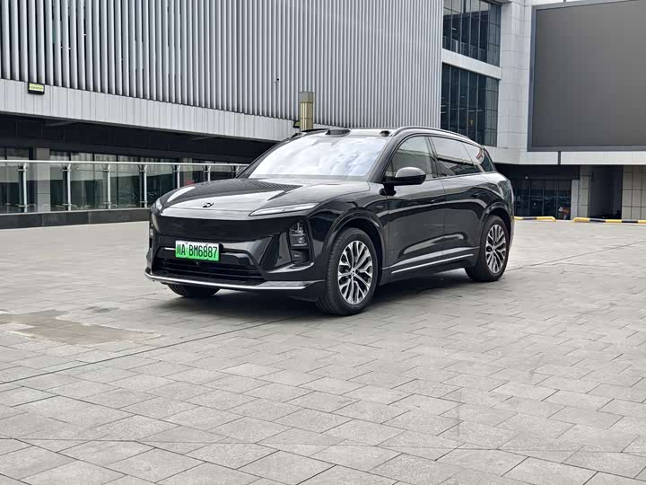 Фото 1 - Nio ES6