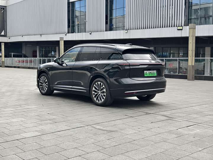 Фото 4 - Nio ES6