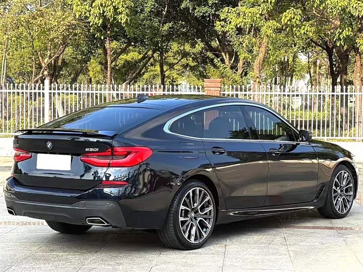 Фото 9 - BMW 6 Series GT