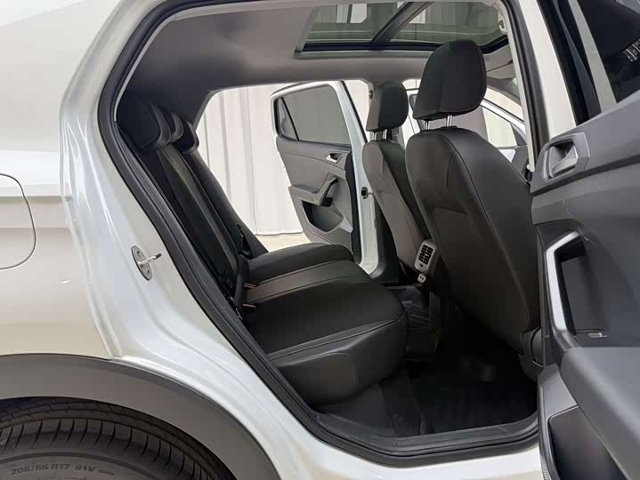 Фото 6 - Volkswagen Tacqua