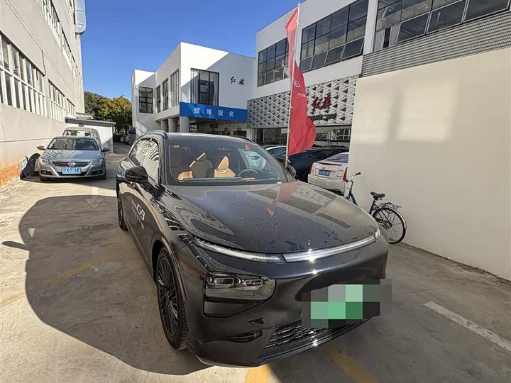 Фото 3 - XPeng G9