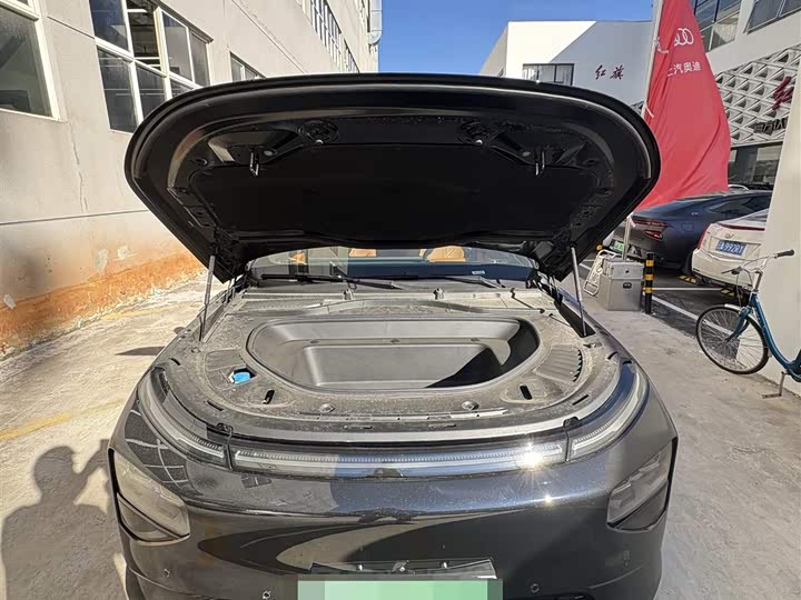 Фото 4 - XPeng G9