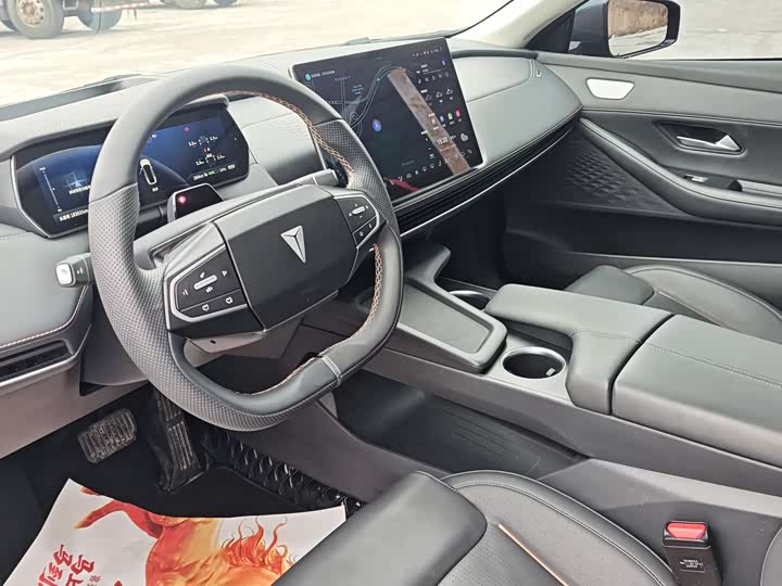 Фото 4 - Changan Deepal SL03