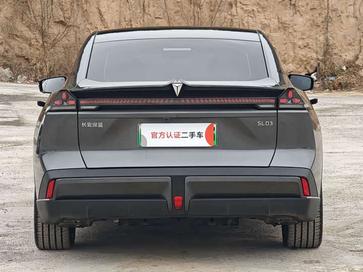 Фото 8 - Changan Deepal SL03