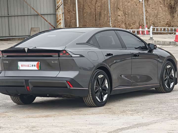 Фото 9 - Changan Deepal SL03