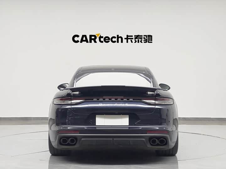 Фото 7 - Porsche Panamera