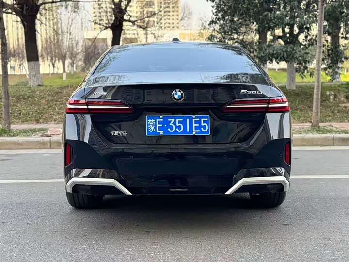 Фото 7 - BMW 5 Series