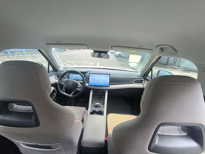 Photo 4 - BYD Yuan Up