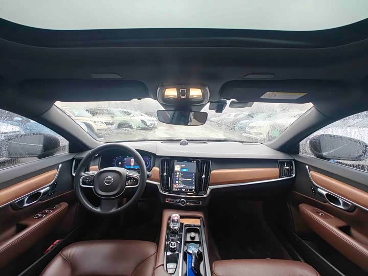 Фото 5 - Volvo S90