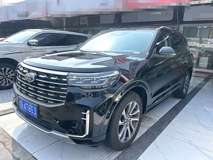 Фото 1 - Ford Explorer