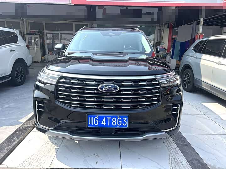 Фото 2 - Ford Explorer