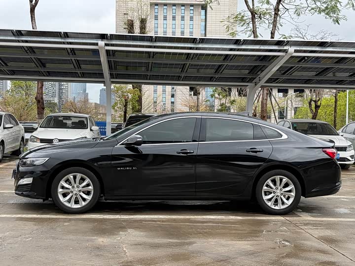 Фото 4 - Chevrolet Malibu XL