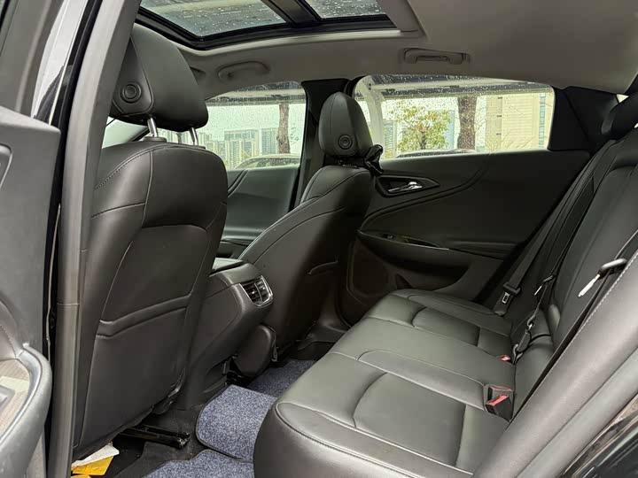 Фото 6 - Chevrolet Malibu XL