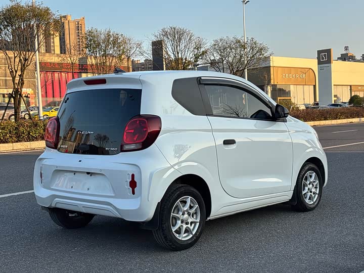 Фото 4 - Roewe Clever