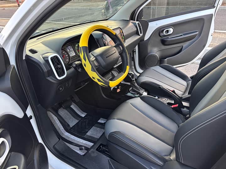 Фото 7 - Roewe Clever