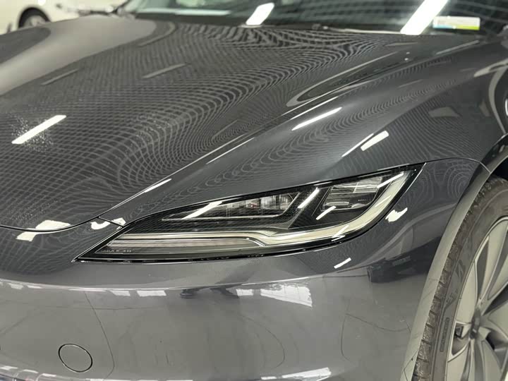 Фото 6 - Tesla Model 3