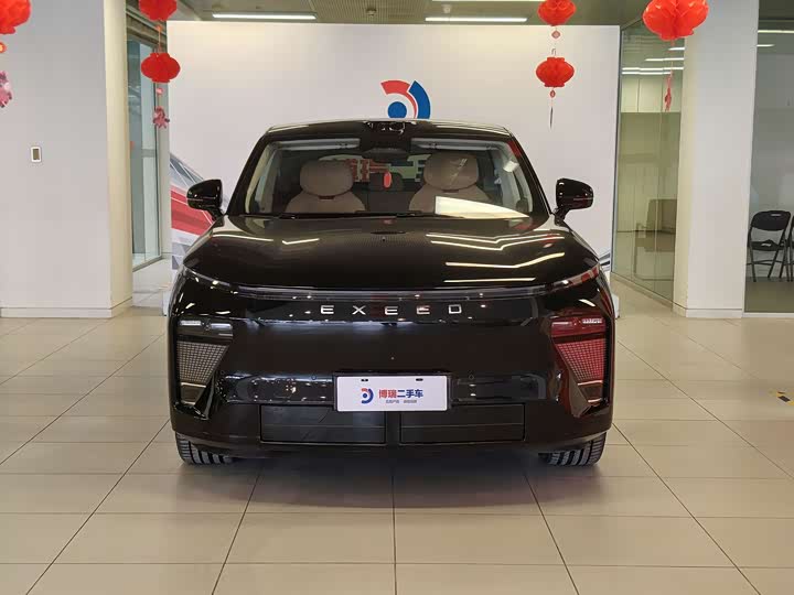 Photo 2 - Exeed Sterra ET