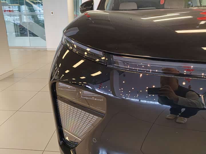 Photo 4 - Exeed Sterra ET