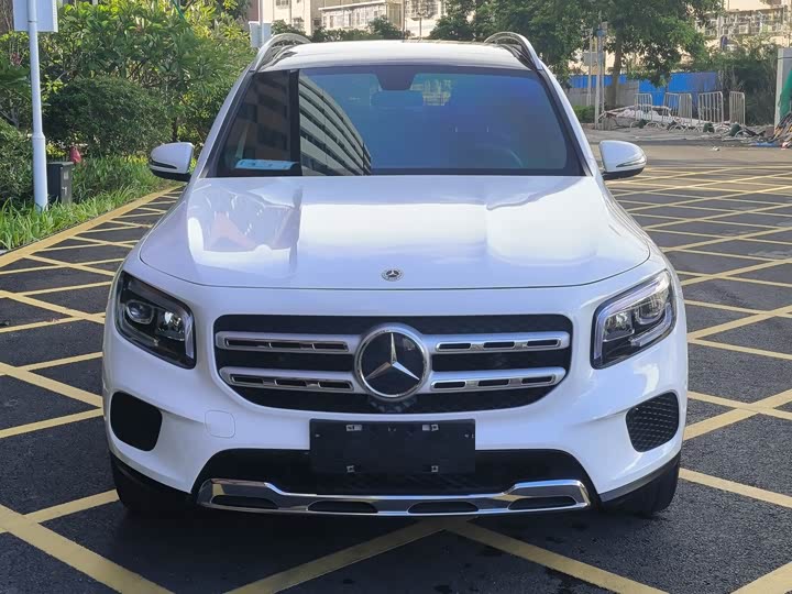 Фото 2 - Mercedes-Benz GLB-Class