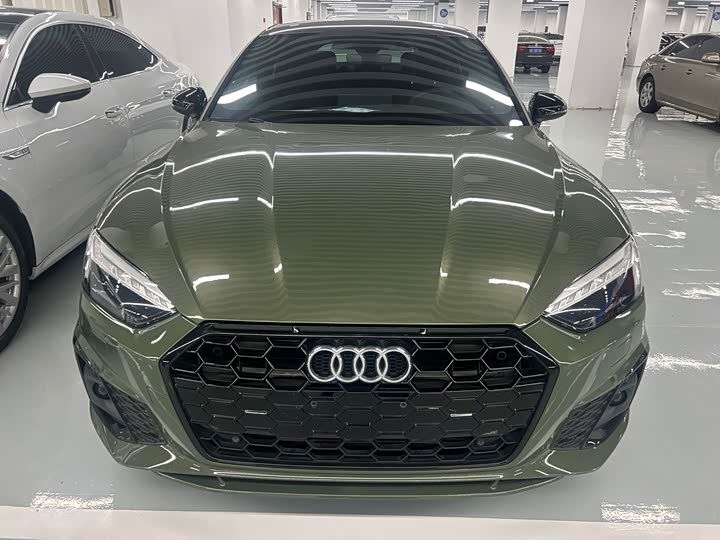 Фото 2 - Audi A5