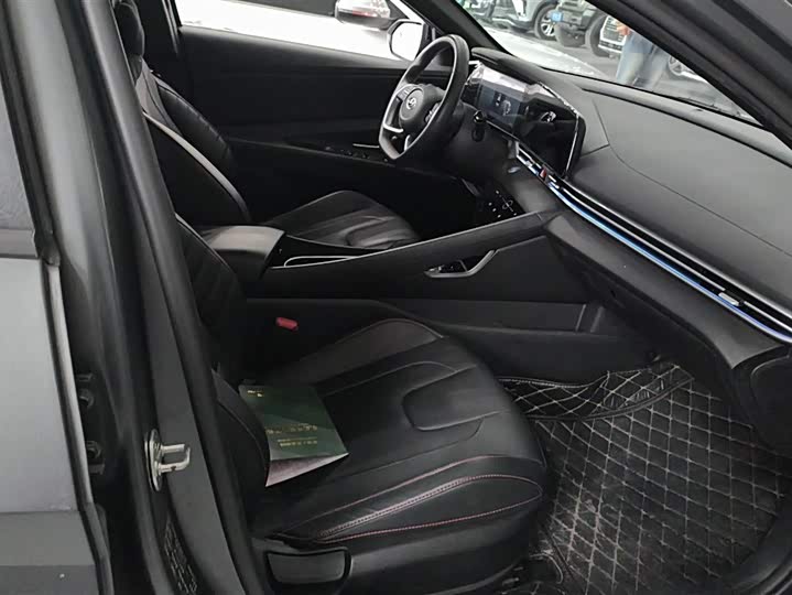 Фото 8 - Hyundai Elantra N line