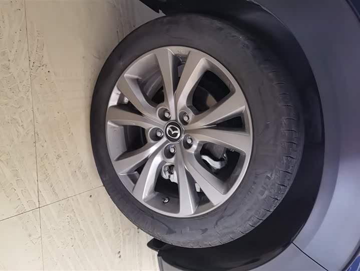 Фото 6 - Mazda CX-30