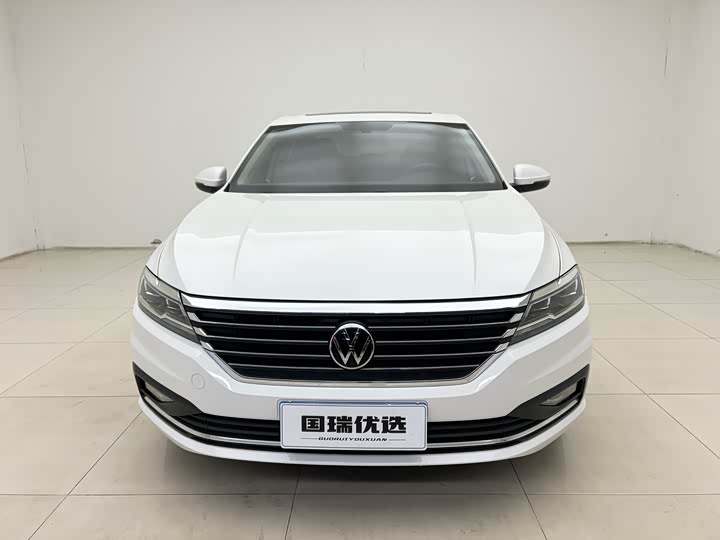 Фото 2 - Volkswagen Lavida