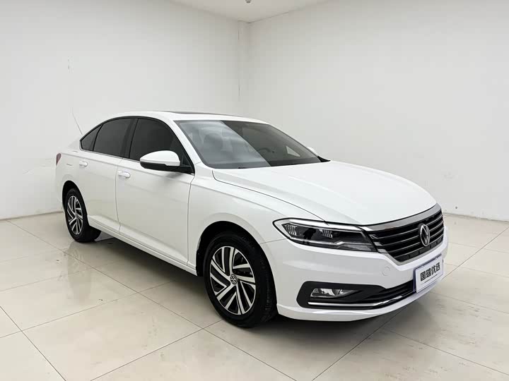 Фото 3 - Volkswagen Lavida