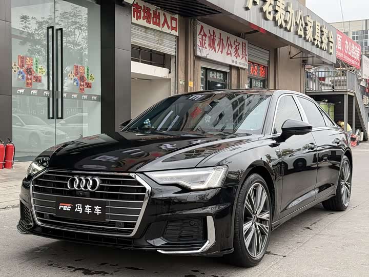 Фото 2 - Audi A6L