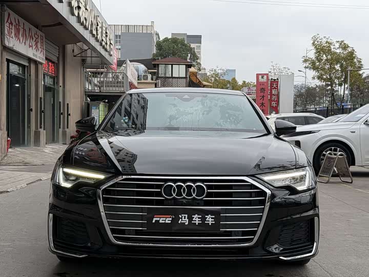 Фото 3 - Audi A6L