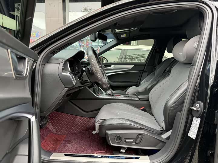 Фото 6 - Audi A6L